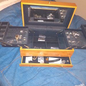 Lori Greiner Jewelry Box